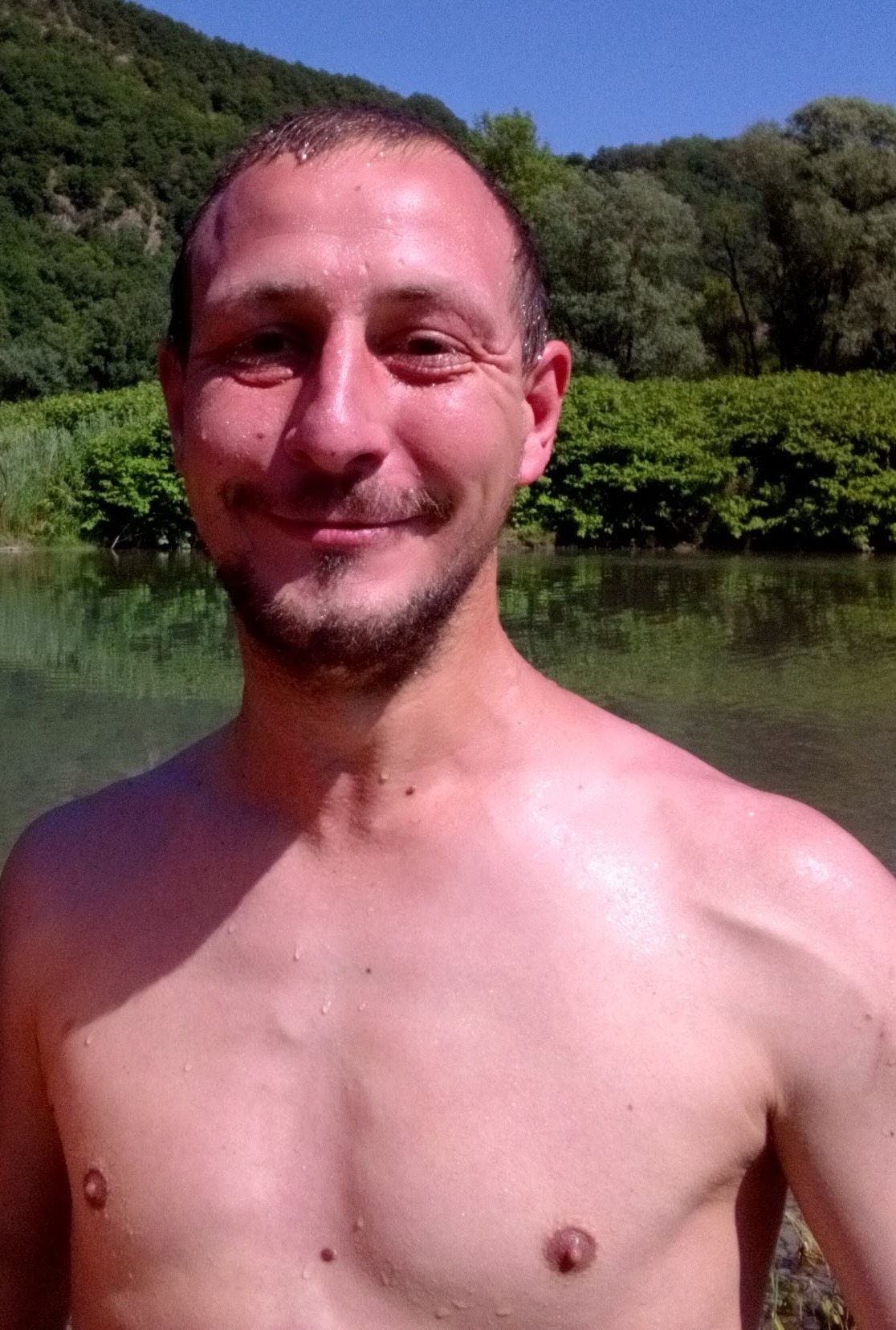 Profilo di Cedrigue, 40 anni, Scopamicizi a Gradara