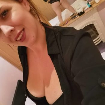 Profilo di Corinna, 40 anni, Scopamicizi a Quarna Sopra