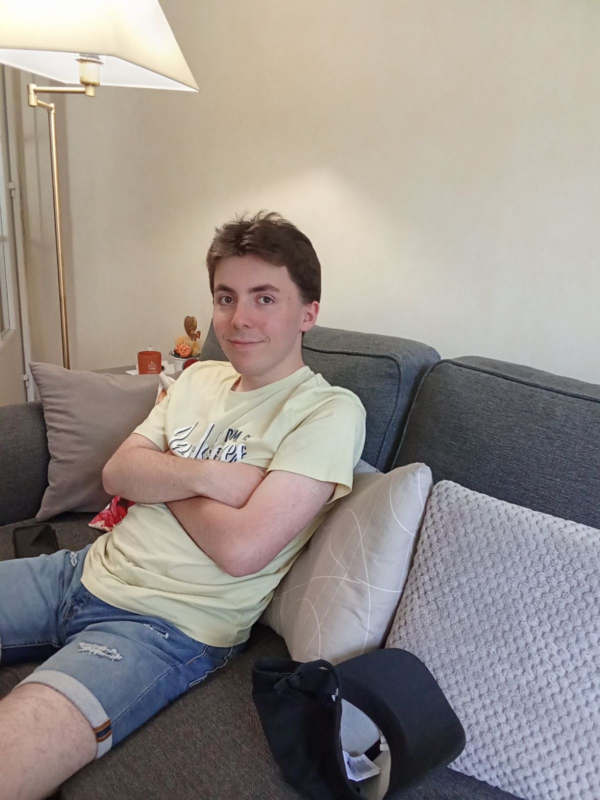 Profilo di Louis-xavier, 19 anni, Scopamicizi a Scontrone
