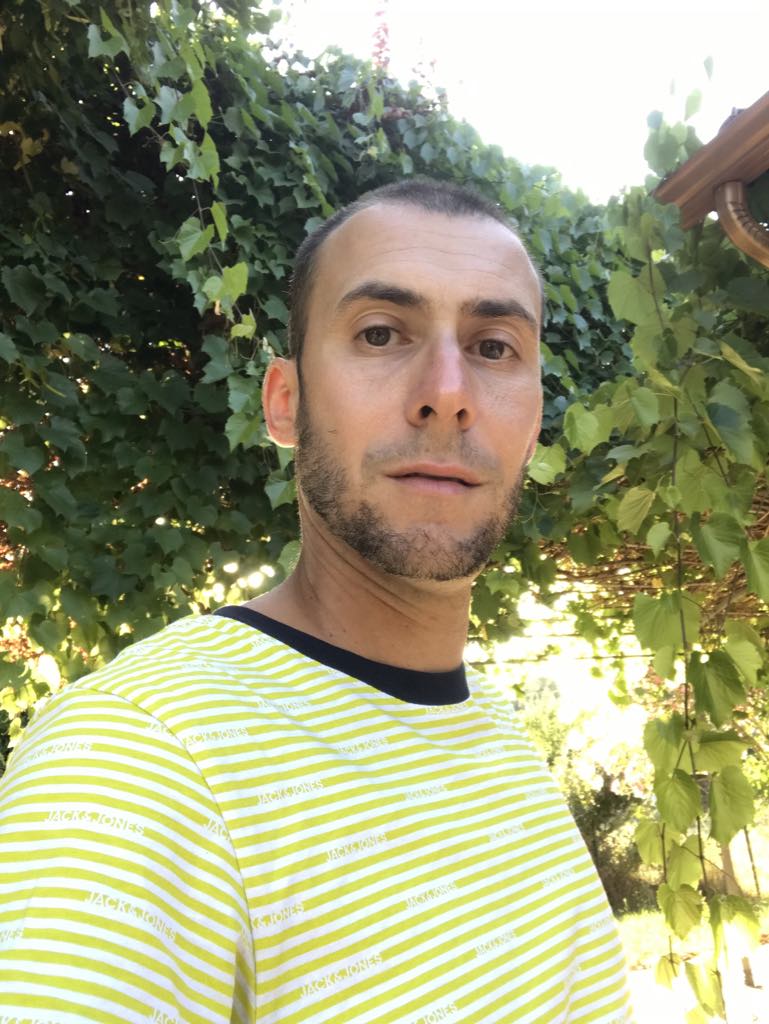 Profilo di Jean-karim, 37 anni, Scopamicizi a Acciano