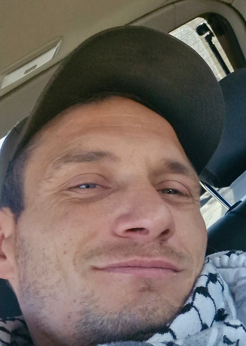 Profilo di Ali-riza, 37 anni, Scopamicizi a Barberino di Mugello
