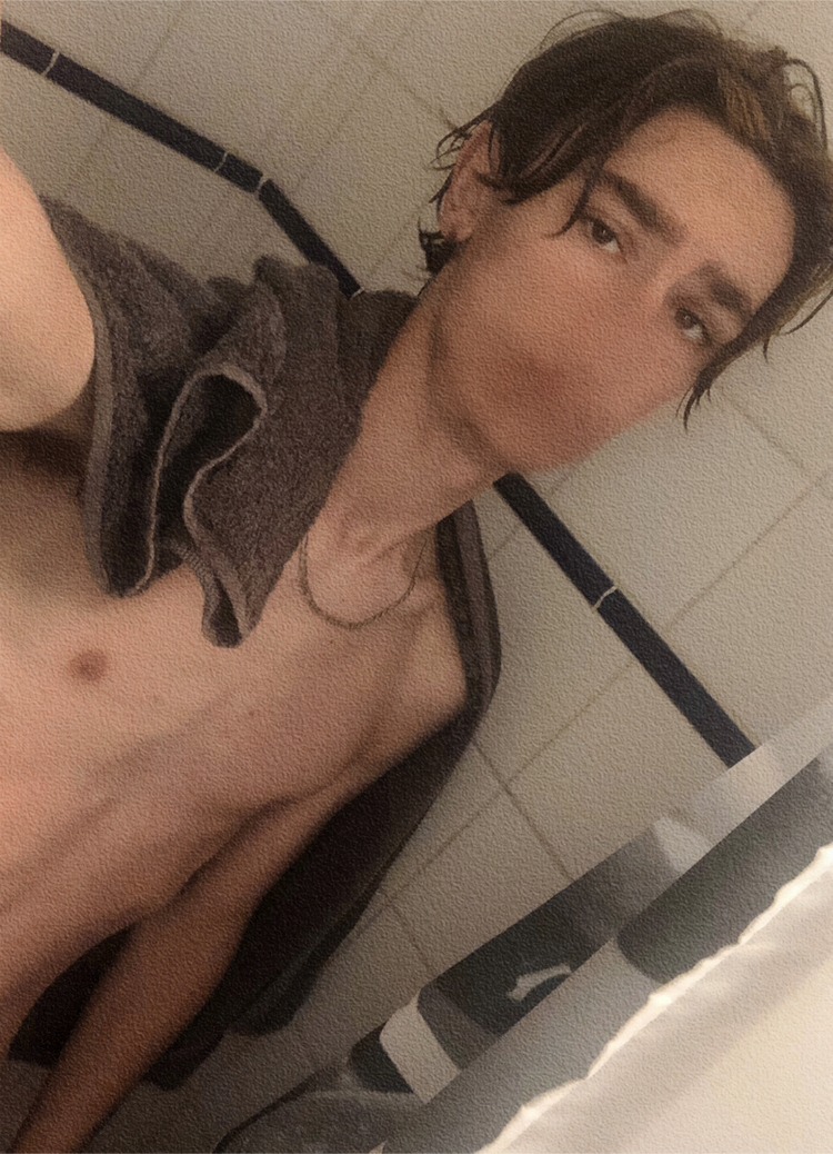 Profilo di Dai, 21 anni, Scopamicizi a Ascea