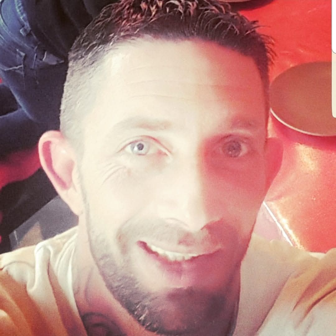 Profilo di Tertullien, 41 anni, Scopamicizi a Binetto
