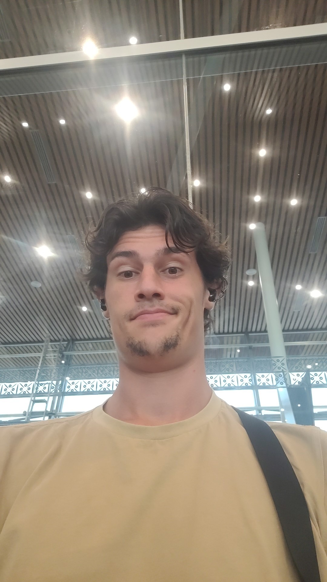 Profilo di Giovane, 22 anni, Scopamicizi a Calice Ligure