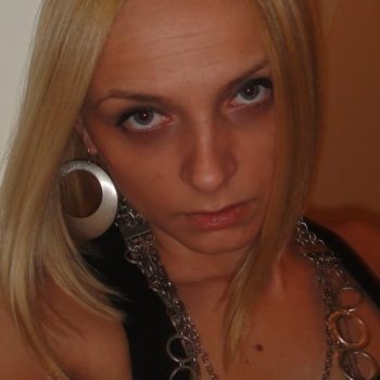 Profilo di Nerline, 42 anni, Scopamicizi a Angrogna