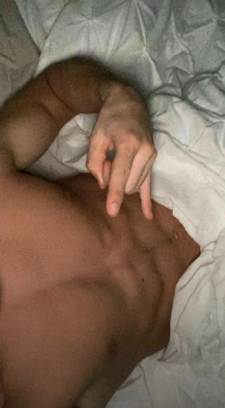 Profilo di Alfred, 24 anni, Scopamicizi a Monteleone Rocca Doria