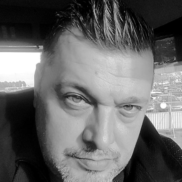Profilo di Lucas, 52 anni, Scopamicizi a Adrano