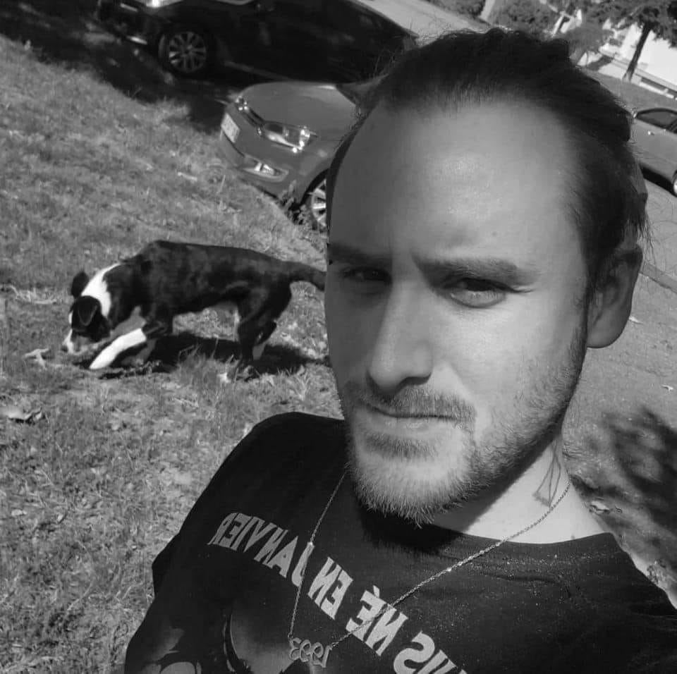 Profilo di Ives, 32 anni, Scopamicizi a Caprarica di Lecce