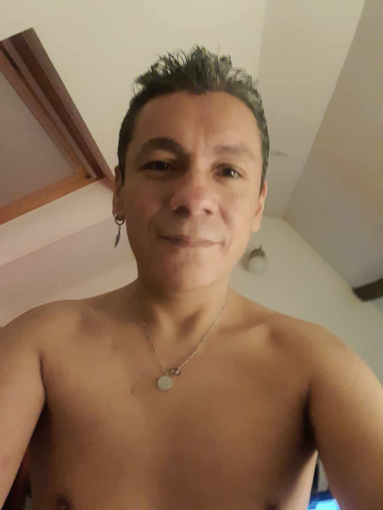 Profilo di Angelbert, 40 anni, Scopamicizi a Archi