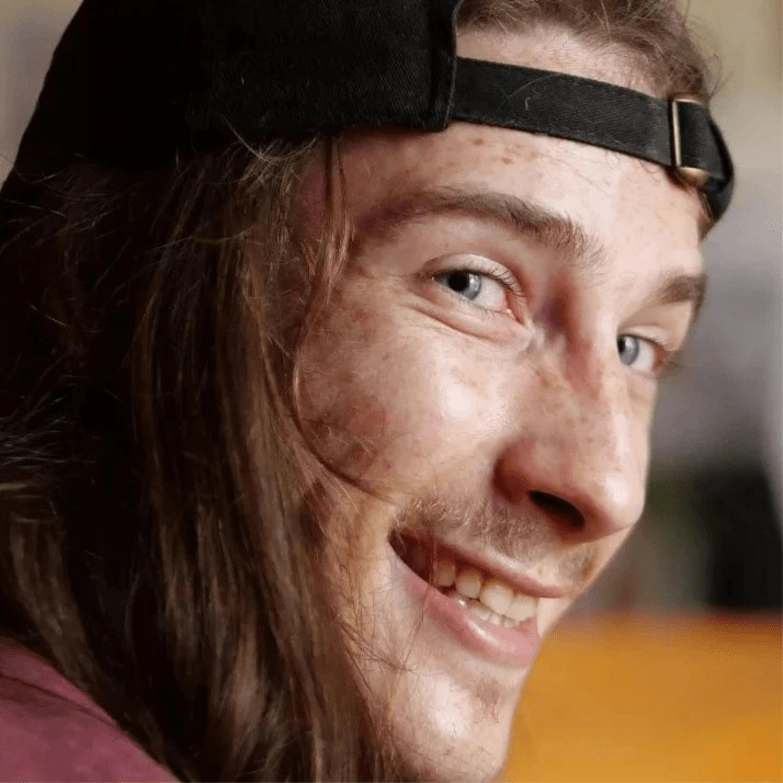 Profilo di Samson, 28 anni, Scopamicizi a Gressoney-Saint-Jean