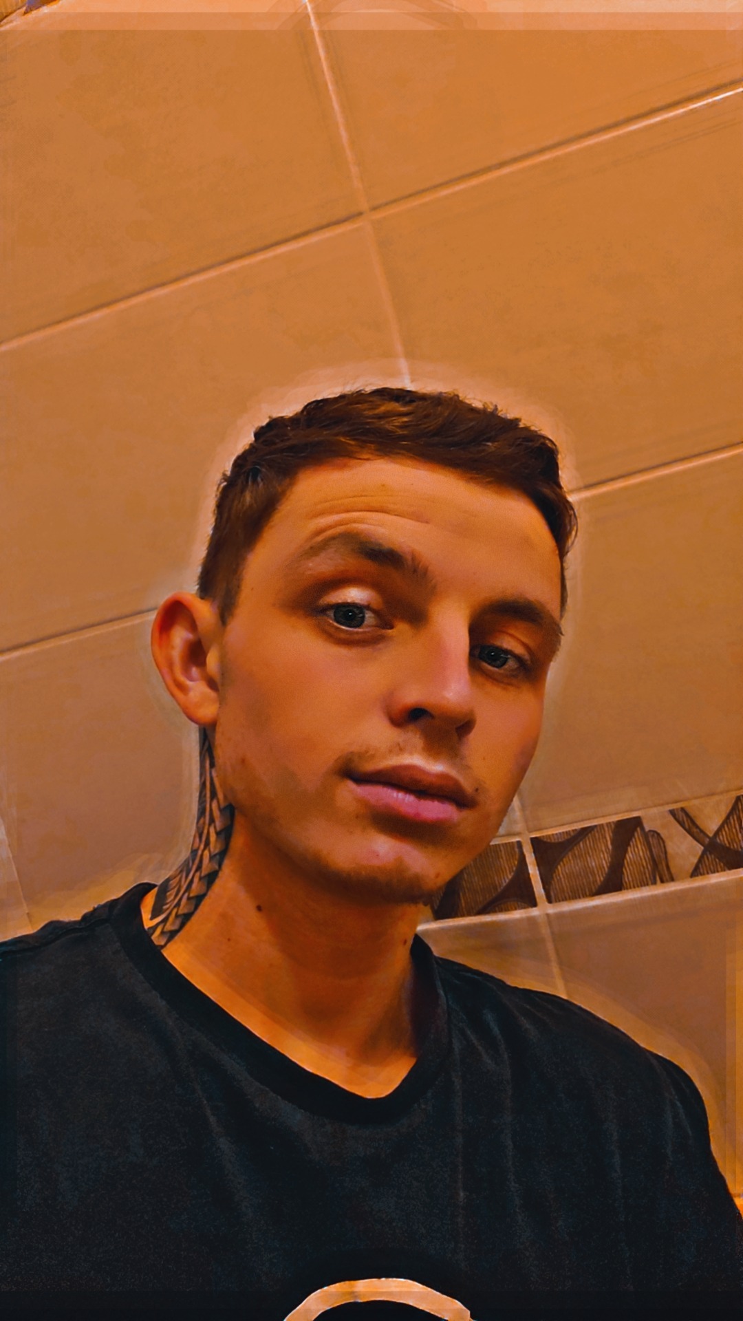 Profilo di Juan-antonio, 23 anni, Scopamicizi a Baone