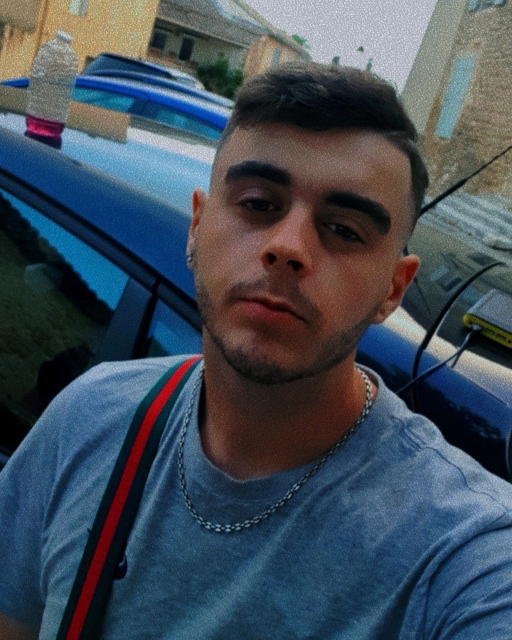 Profilo di Malwenn, 21 anni, Scopamicizi a Apricale