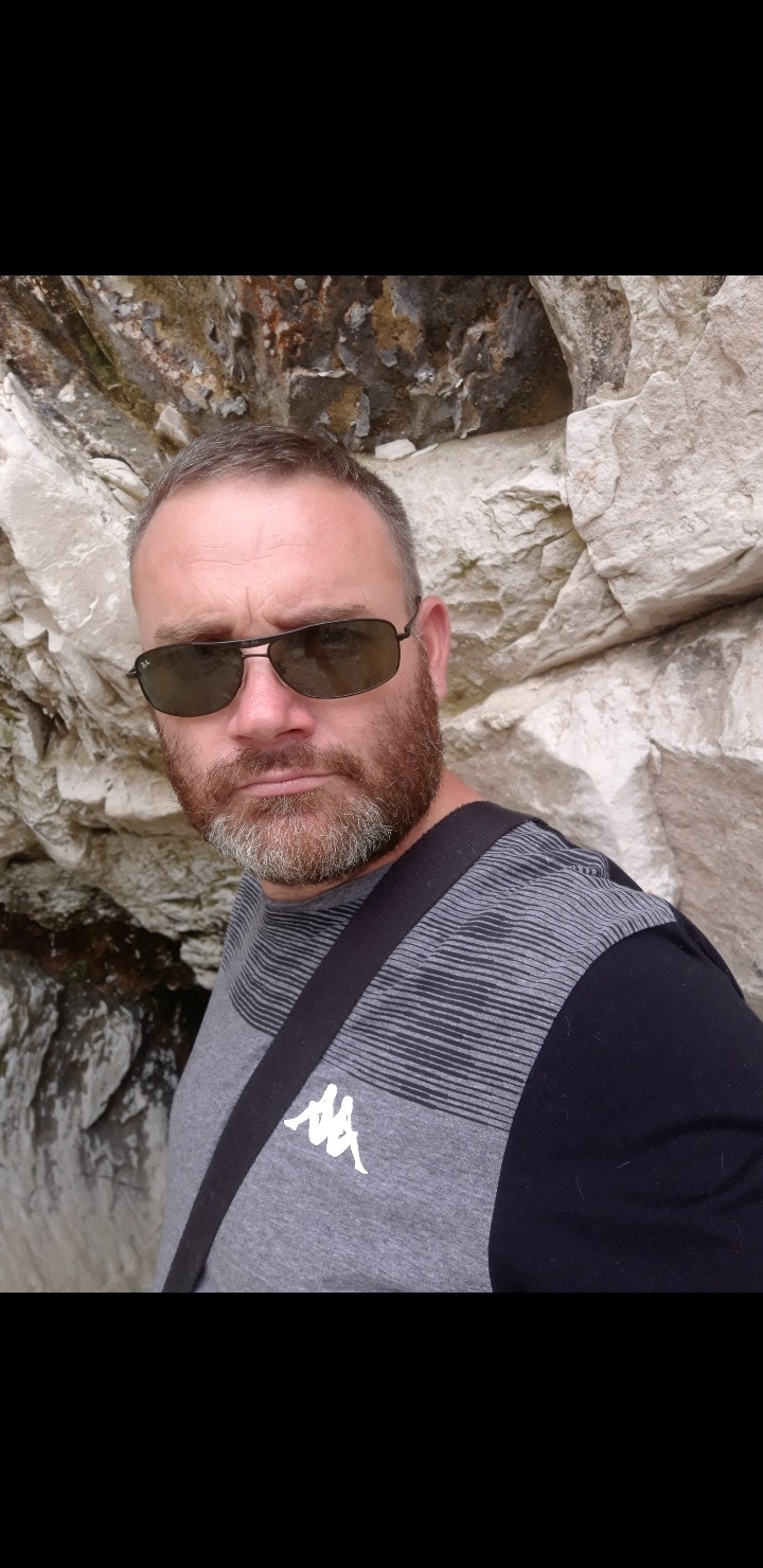 Profilo di Ando, 48 anni, Scopamicizi a Besenzone