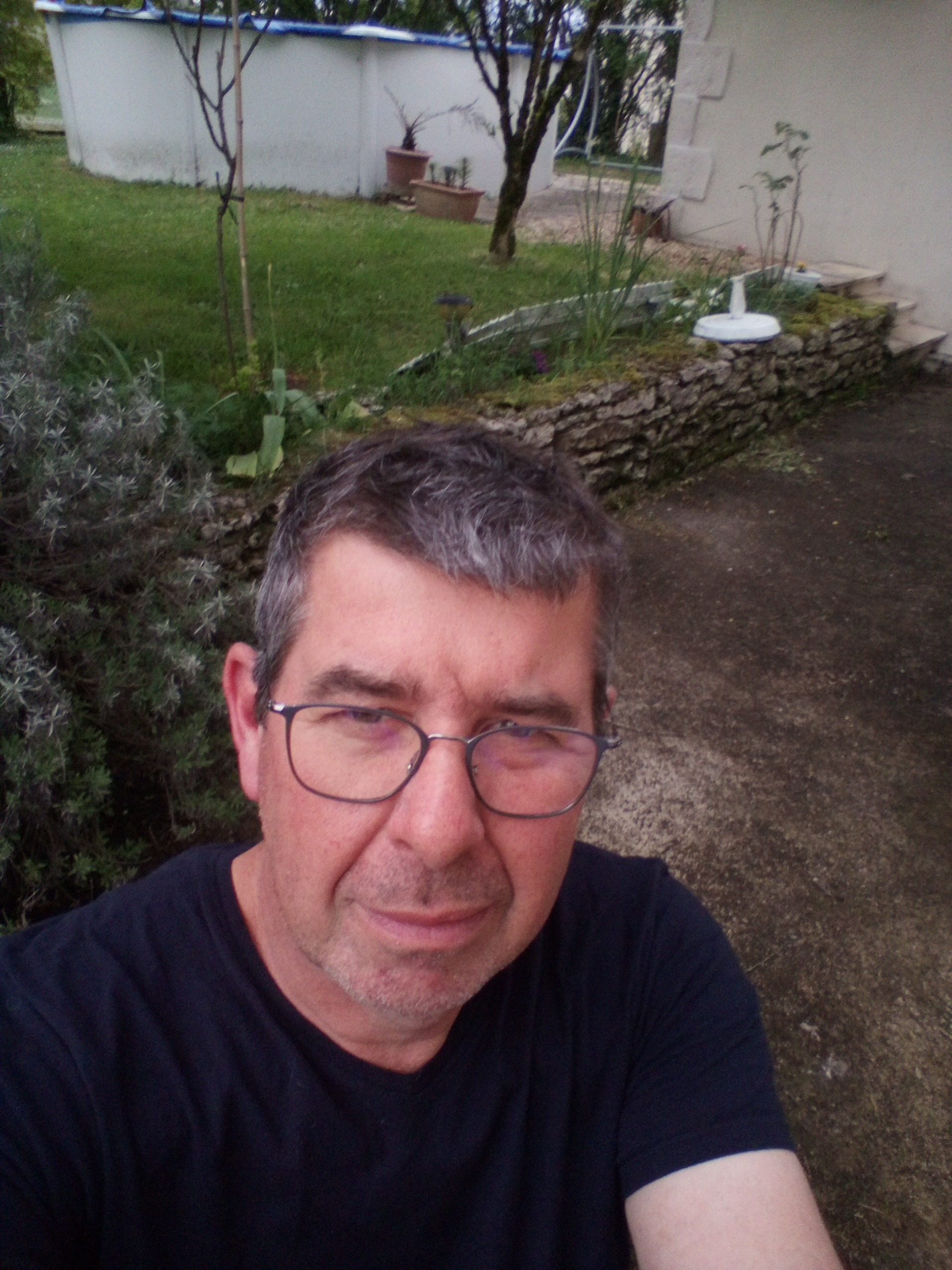 Profilo di Zouheir, 54 anni, Scopamicizi a Maissana