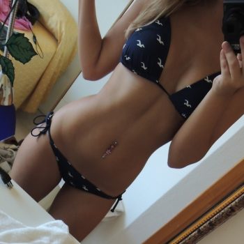 Profilo di Lovaina, 25 anni, Scopamicizi a Momo