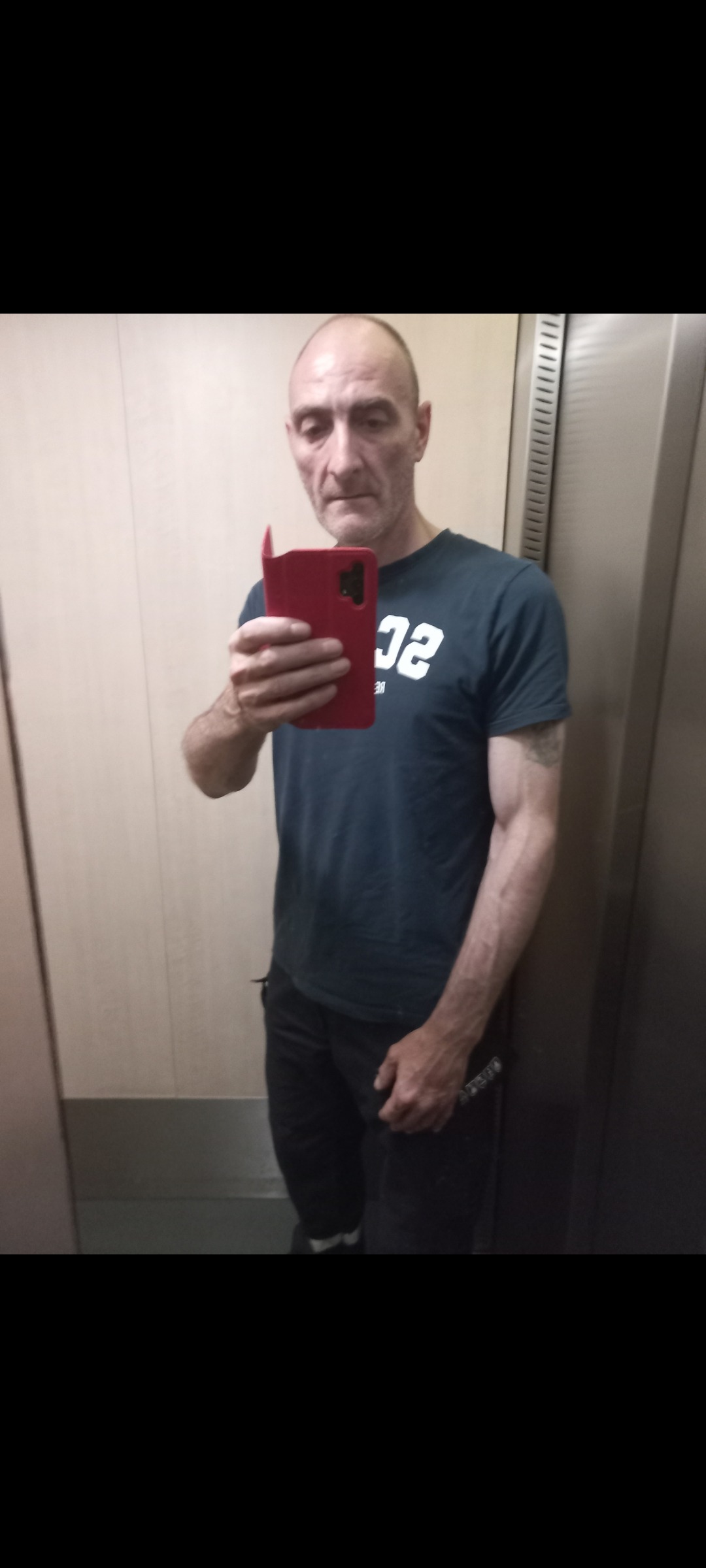 Profilo di Geoffroi, 48 anni, Scopamicizi a Ficulle