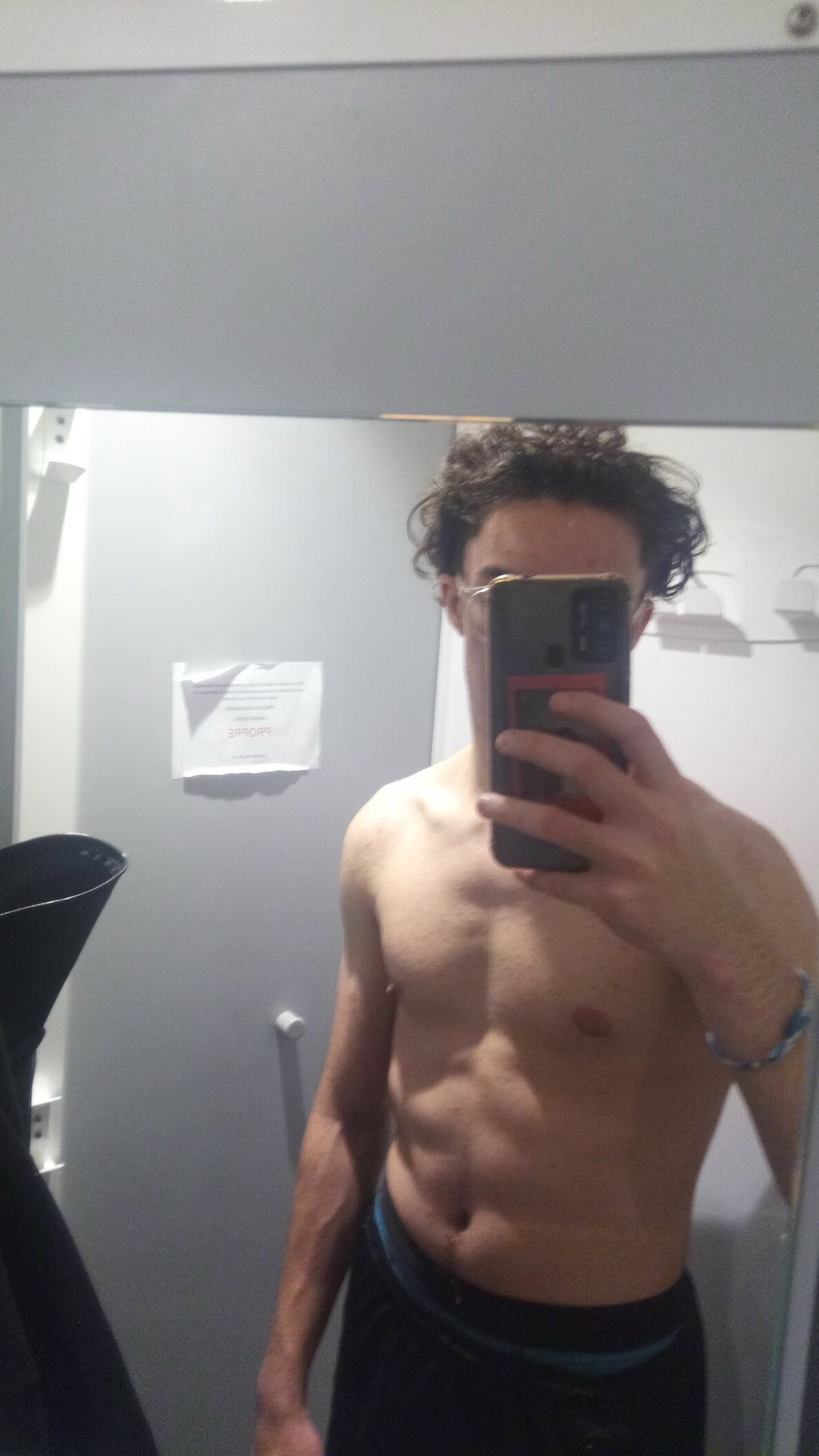 Profilo di Imran, 19 anni, Scopamicizi a Ales